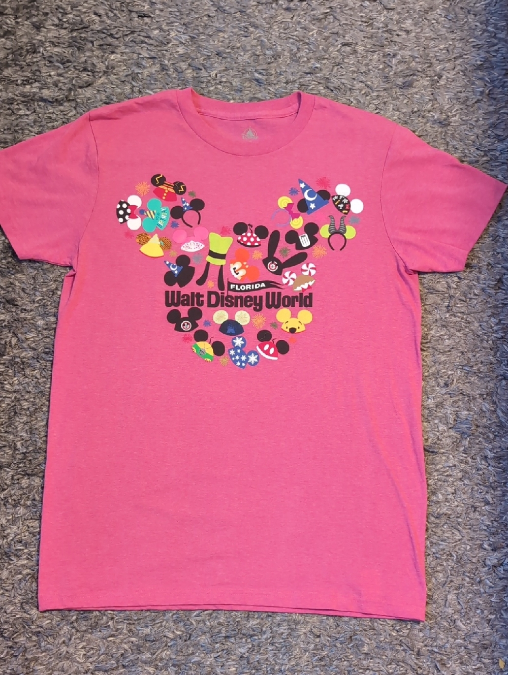 Disney World Pink Graphic Tee Size M